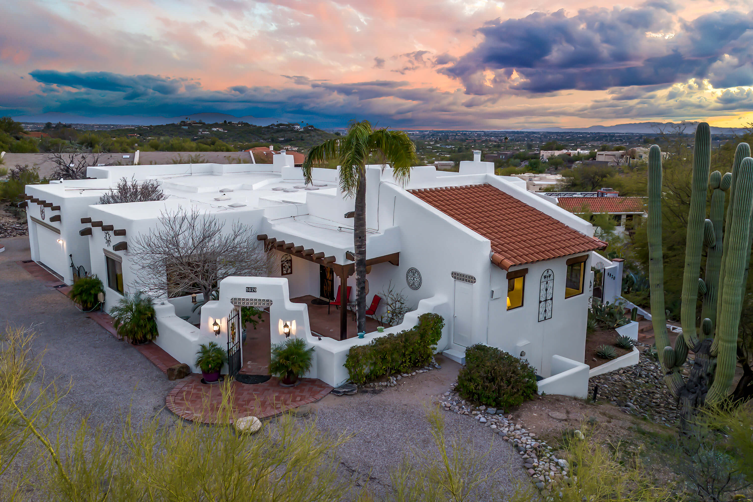 Clicjk for full listing 